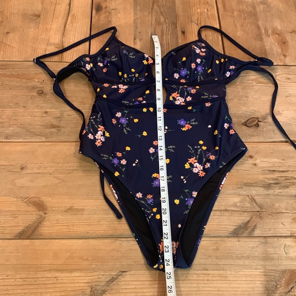 Cupshe‎ NWOT Cheerful Navy Scoop Neck Cutout One Piece Size Med No Tags In Suit - Picture 12 of 13